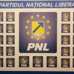 Liberalii arădeni îşi împart voturile pentru ambii candidaţi la Congresul PNL
