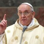 Papa Francisc: Crăciunul sărbătorit cu restricţii ar putea fi „mai autentic“