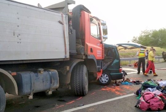 Nouă români au murit într-un accident rutier produs în Ungaria