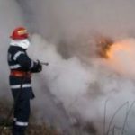 Incendiu la o casă din Arad. O femeie de 84 de ani a murit