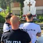 Poliţiştii din Arad, moment de reculegere în memoria agentului ucis în misiune în Timiş