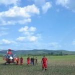 Parapantist rănit după ce s-a prăbuşit pe un câmp din județul Arad