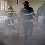 Incendiu la o fabrică de peleţi din Secusigiu. Niciun angajat nu a fost rănit