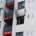 Incendiu provocat într-un bloc din Arad. Mai multe persoane au fost evacuate