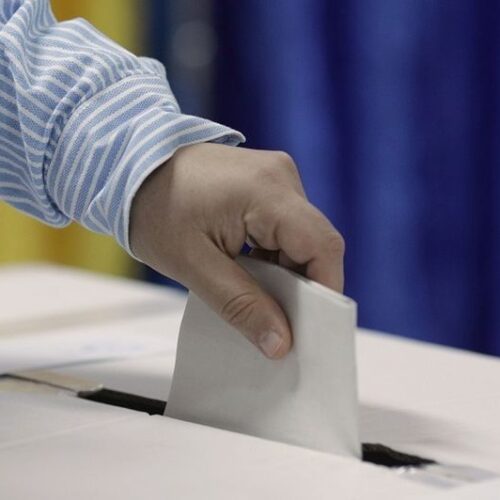 19.038.322 cetăţeni cu drept de vot – înscrişi în Registrul electoral, la sfârşitul lunii septembrie