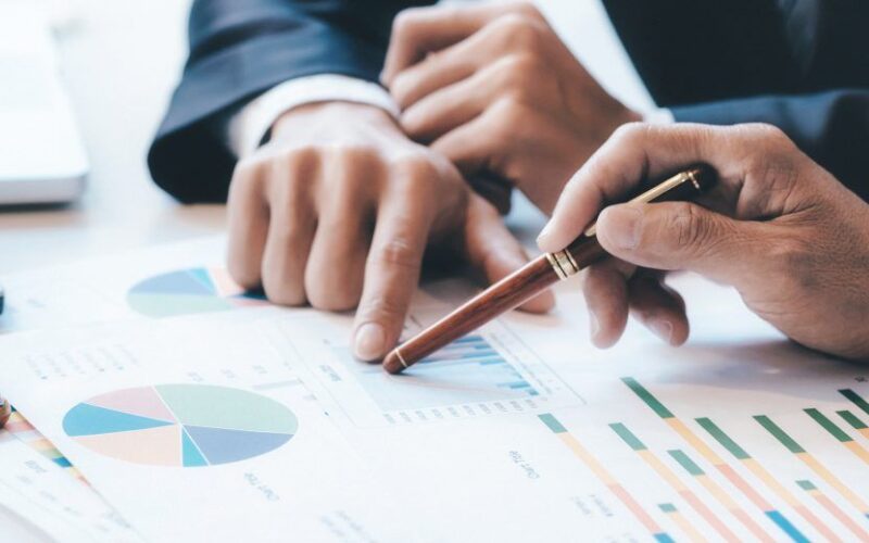 Program online şi gratuit de planificare financiară pentru 2025