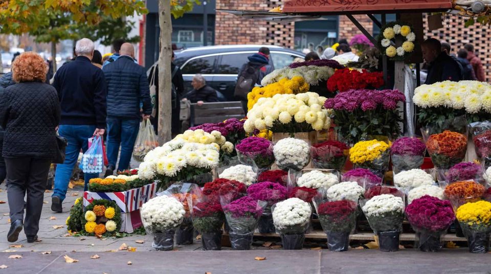 Ziua Morților. Amplasamente pentru comerțul cu flori în Arad