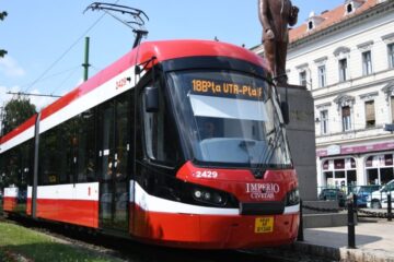 Creştere cu 77% a vânzărilor de bilete de tramvai şi autobuz faţă de anul trecut, după ieftinirea la 1 leu