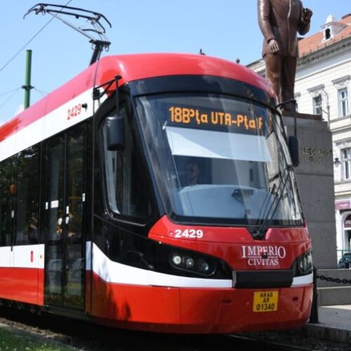 Creştere cu 77% a vânzărilor de bilete de tramvai şi autobuz faţă de anul trecut, după ieftinirea la 1 leu