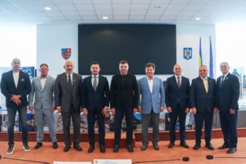 Şase consilieri judeţeni noi au depus jurământul după demisiile provocate de Legea 165/2026