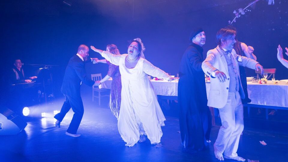Spectacolul „Nunta mută”, la Festivalul Internațional de Teatru Clasic de la Arad