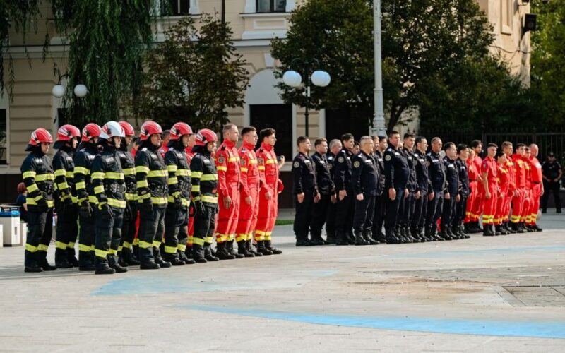 Ziua Pompierilor din România. 90 de ani de la înființarea unității de pompieri militari din Arad