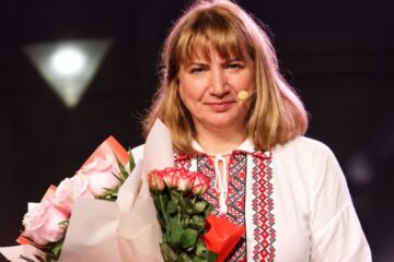 „Ce mai faci, omule?”. Actrița Oltea Blaga propune publicului o întâlnire de suflet între muzică, poezie și emoție