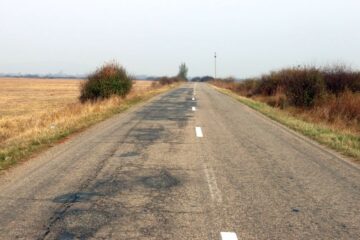 17 firme licitează pentru modernizarea drumului Mocrea – Chier – Târnova